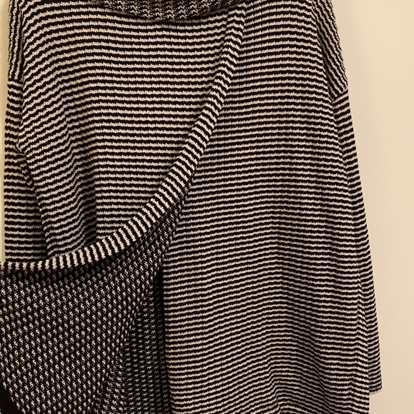 Striped Black and White Women's Sweater - Picture 8 of 10